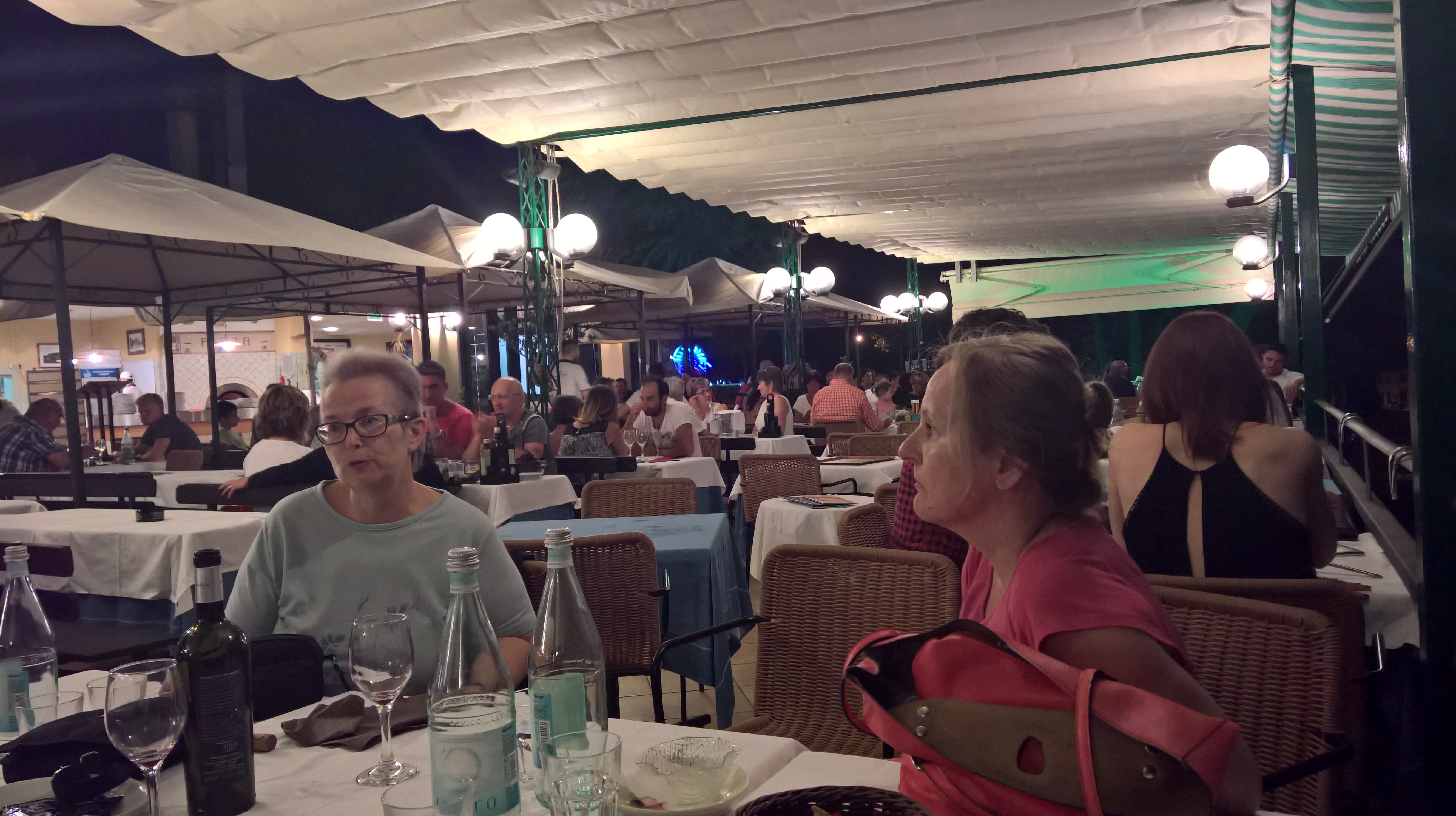 WP 20170615 21 47 29 Rich